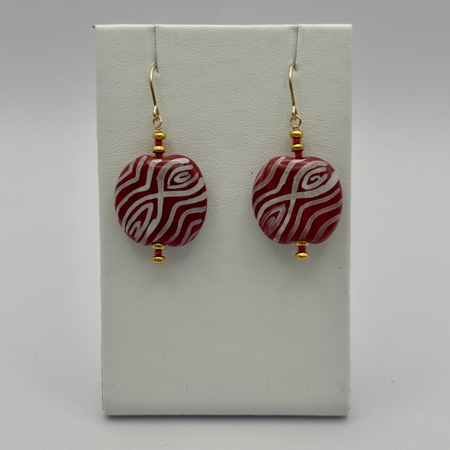 Kenyan Clay Bead Earrings: rose/white